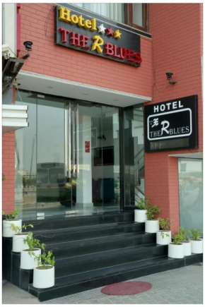 Отель Airport Hotel The R Blues  Нью-Дели